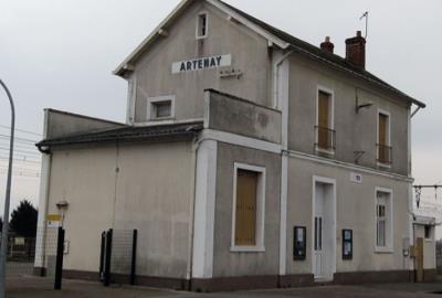 Gare d'Artenay